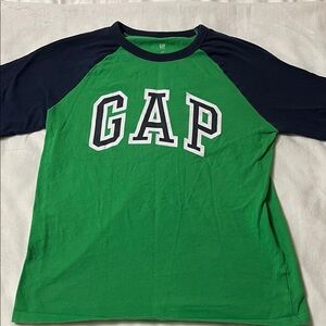 GAP | Kids Long Sleeve Green and Navy Tee | Boys L (10-11)